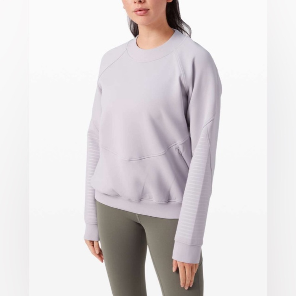 Lululemon City Sweat Crew *Spacer
Iced‎ Iris, Size 4
